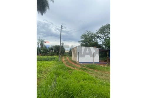 Terreno de 1898 M2 en J .A Saldivar — foto 2