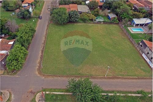 terreno en esquina — foto 3