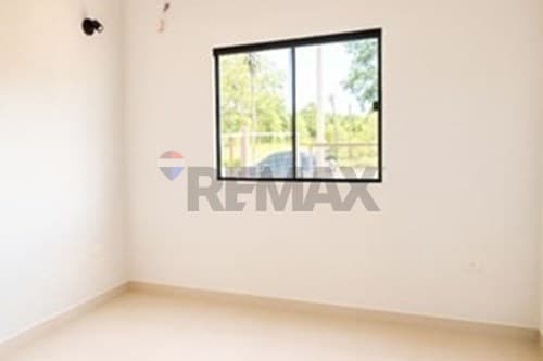 ¡Moderna casa en Itapuamí, Luque! — foto 5