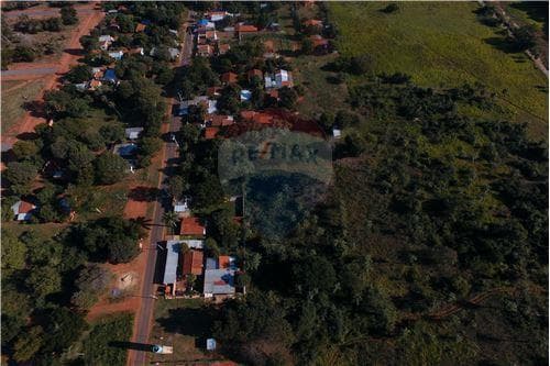3 terrenos en estrategica zona en aregua