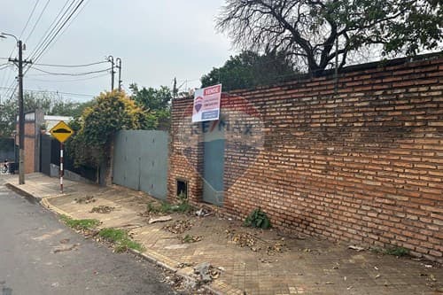 EN VENTA – Terreno en barrio Obrero — foto 4