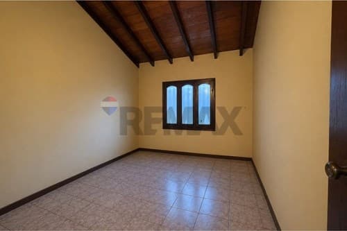 Casa amplia en Distrito Trinidad — foto 4