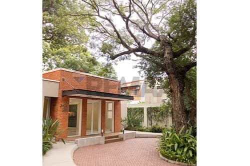 ¡Vive en Loma Pytá: Depto. en Venta! — foto 5