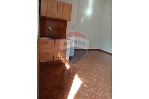 Vendo propiedad con 5 departamento -Ñemby