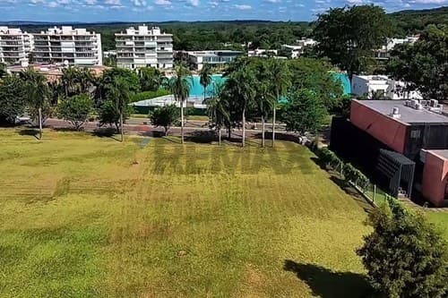 Vendo terreno en el condominio Aqua Village