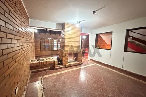 Casa + 946m2 de terreno en esquina de canall 13 — foto 4