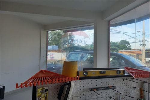 Salones Comerciales en San Lorenzo, con Proyecto de EDIFICIO de Departamentos — foto 2