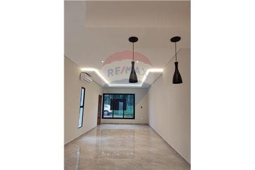 Duplex a 200 mts de la Playa Mboi kae — foto 5