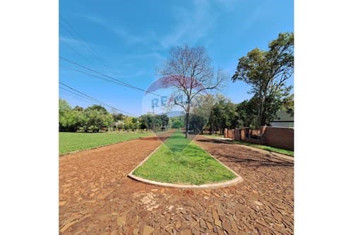 ¡Terrenos en Hohenau: Tranquilidad y Naturaleza! — foto 5
