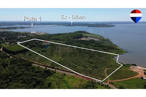 Imponente propiedad en venta con costa al Rio