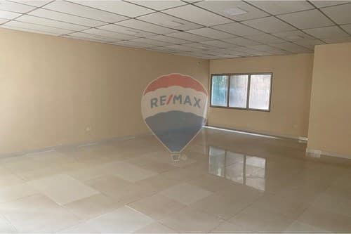 "Oficina Ideal en el Centro de Paraguay: 110 m²"