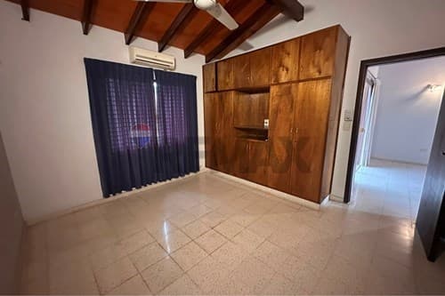 Casa en Alquiler en Lambaré – Barrio Kennedy