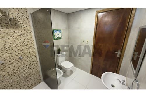 Casa moderna, piscina y quincho -San Bernardino — foto 2