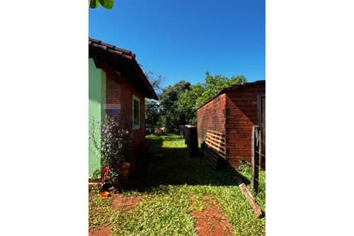 Casa en Arroyo Porã, ¡Ideal para invertir! — foto 2