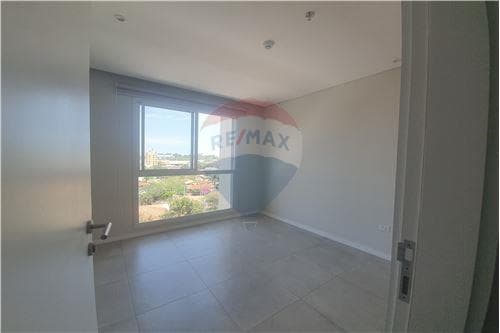En Alquiler Departamento Edificio Ventura — foto 1