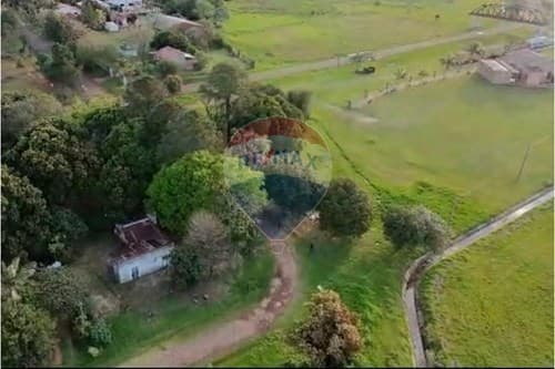 Venta de terreno en esquina