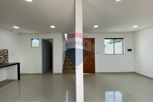 En venta duplex en Luque cañada san rafael — foto 4