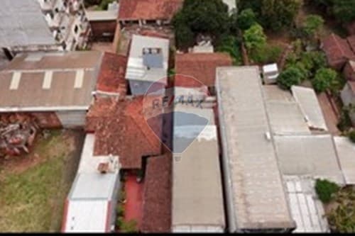 de Casa en Barrio Bernardino Caballero — foto 5