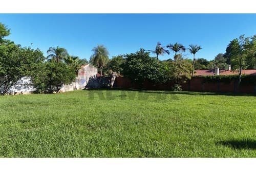 Terreno amplio San Bernardino–Excelente ubicación — foto 2