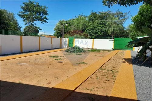 bella casa en Luque, Mora Kue — foto 1