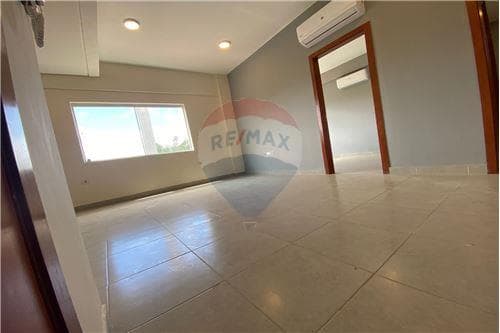 Depto en Fernando de la Mora de 1 habitacion — foto 5