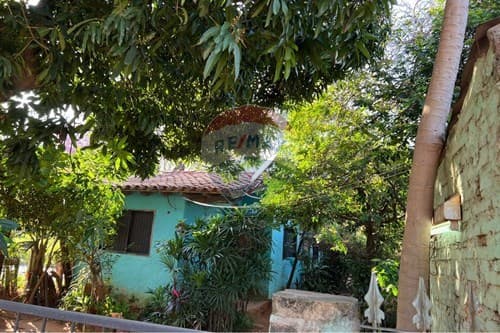Terreno con casa a refaccionar o demoler — foto 2