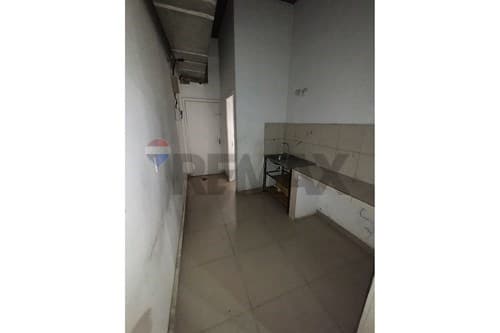 🏢 Local Comercial en Alquiler en Las Mercedes — foto 4