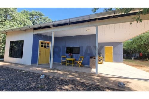 Casa en venta – Zona Kleefeld, Loma Plata