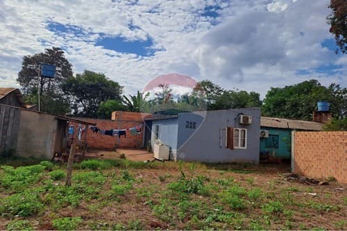 Terreno con casa km 12 acaray — foto 2