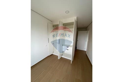 Alquilo departamento zona shopping del sol