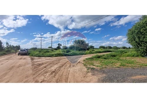 Venta de terreno en Forestal Str