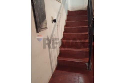 En venta–amplia residencia-san cristóbal/Recoleta