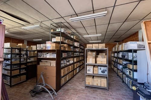 En venta local comercial sobre gral. Santos — foto 4