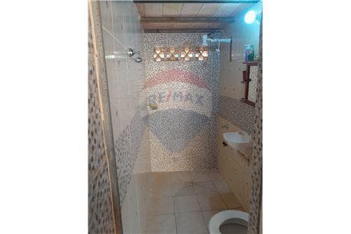 Casa en esquina en capiata — foto 4