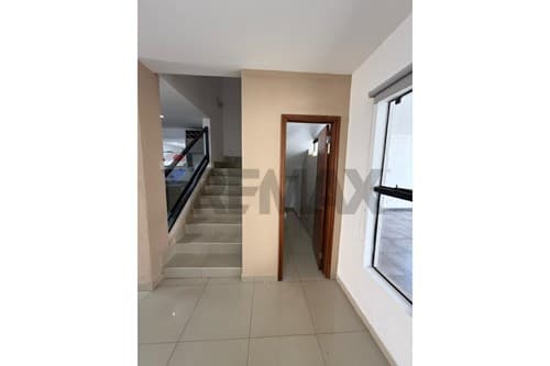 Dúplex premium en alquiler con patio y piscina — foto 2