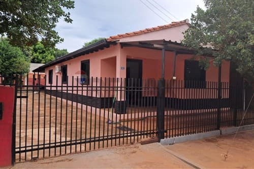 Vendo Casa en Cnel Oviedo
