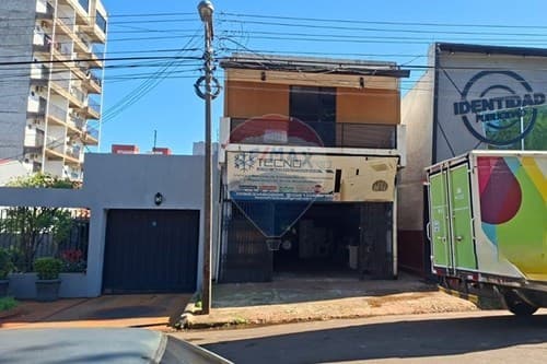 Venta de Casa en Barrio Bernardino Caballero