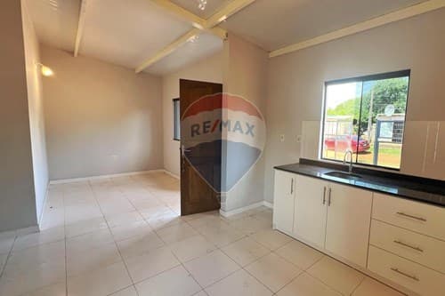 Casa en Mora Kue - Luque! — foto 4
