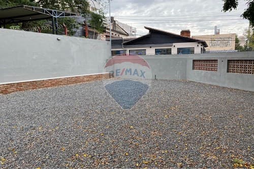 "Terreno Comercial en San Roque