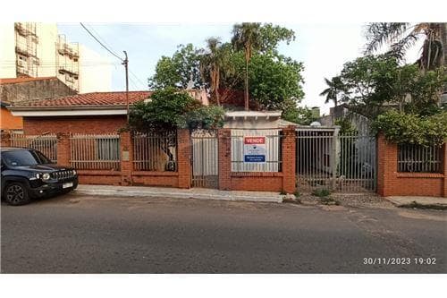 ¡Terreno con casa a demoler!! BAJA DE PRECIO — foto principal