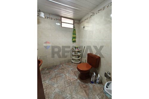 amplia casa en el Barrio la Mercedes — foto 4