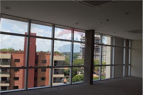 OFICINA A ESTRENAR a pasos de Artigas y Venezuela — foto 5