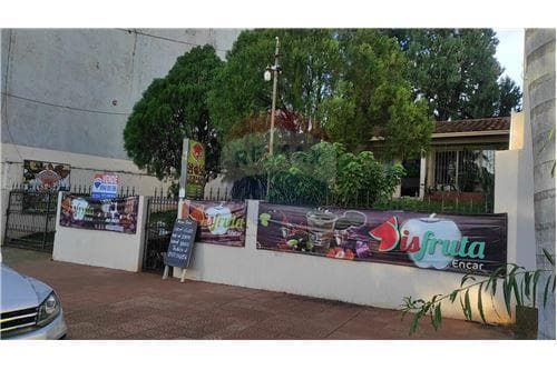 casa en centro de Encarnación — foto 2