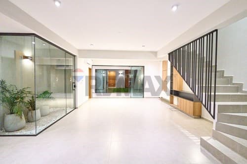 Casa pareada zona shopping mariscal — foto 3