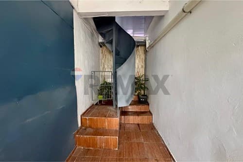 Alquilo dpto de 1 dorm b. Tembetary, asu