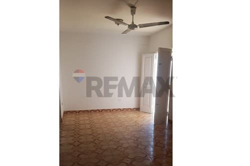 hermosa casa sobre Avenida Pozo Favorito — foto 2