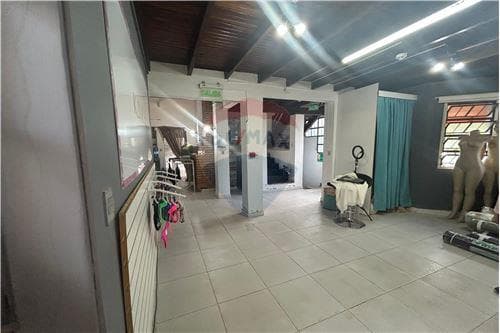 Casa a refaccionar en barrio Herrera — foto 2