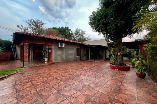 casa en esquina, Centro de Itauguá — foto 3