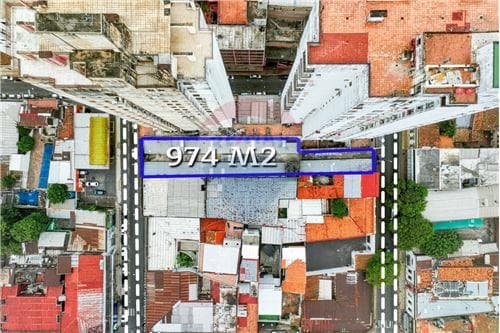 Edificio de calle a calle en el centro de Asunción — foto 3