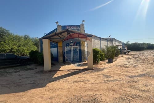 Venta de Local Comercial con vivienda